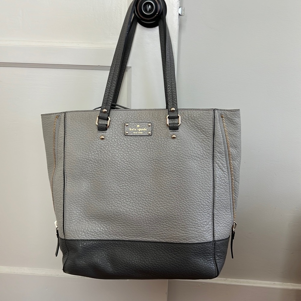 Kate Spade gray theta Tote